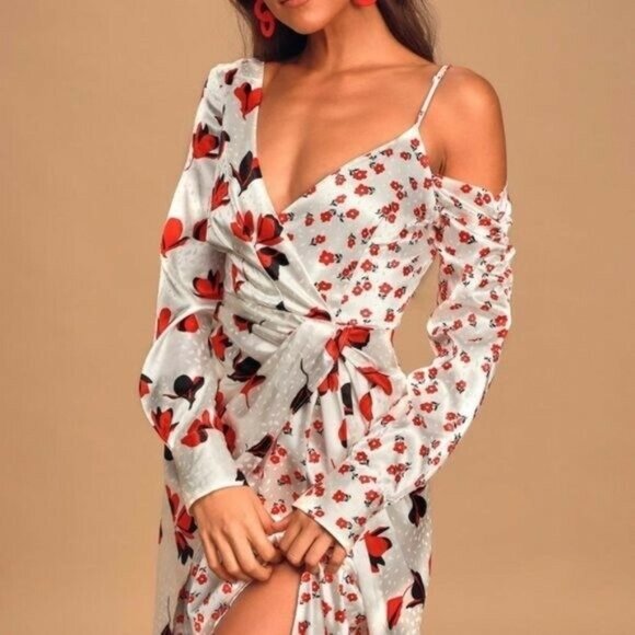 O.P.T Emilia Dress White Floral Satin - Picture 5 of 12